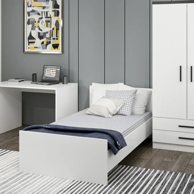 Bedroom - Bed with wardrobe and desk - Image 2