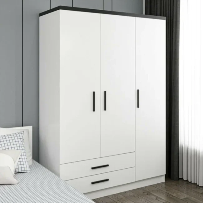 Bedroom - Bed with wardrobe and desk - Image 5